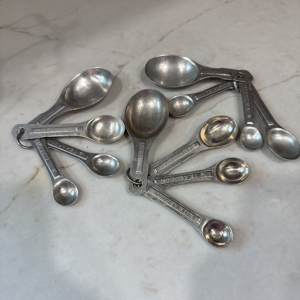 Vintage US Aluminum Measuring Spoons Oval 4pc On Ring Farmhouse Rustic 3 Avail